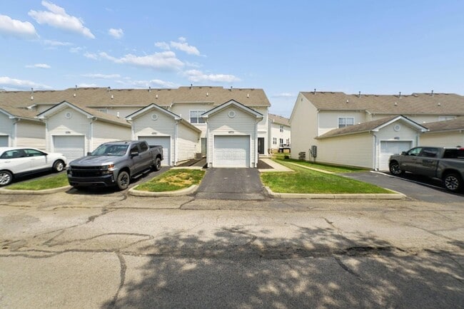 Building Photo - 2048 Opal St