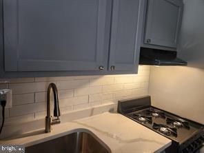 Building Photo - 1126 48th Pl NE