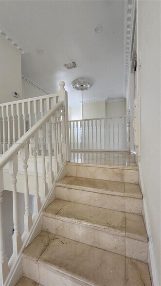 Building Photo - 718 Deer Creek Via Verona