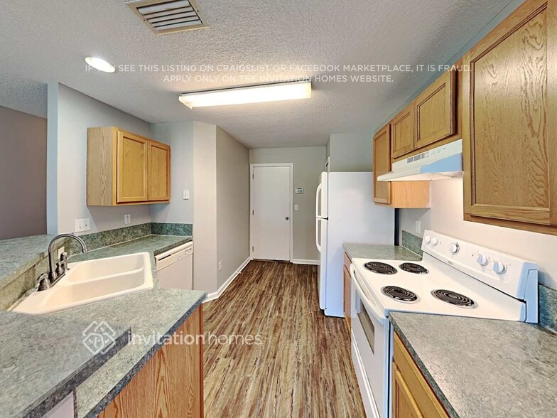 Building Photo - 117 Brays Island Ln