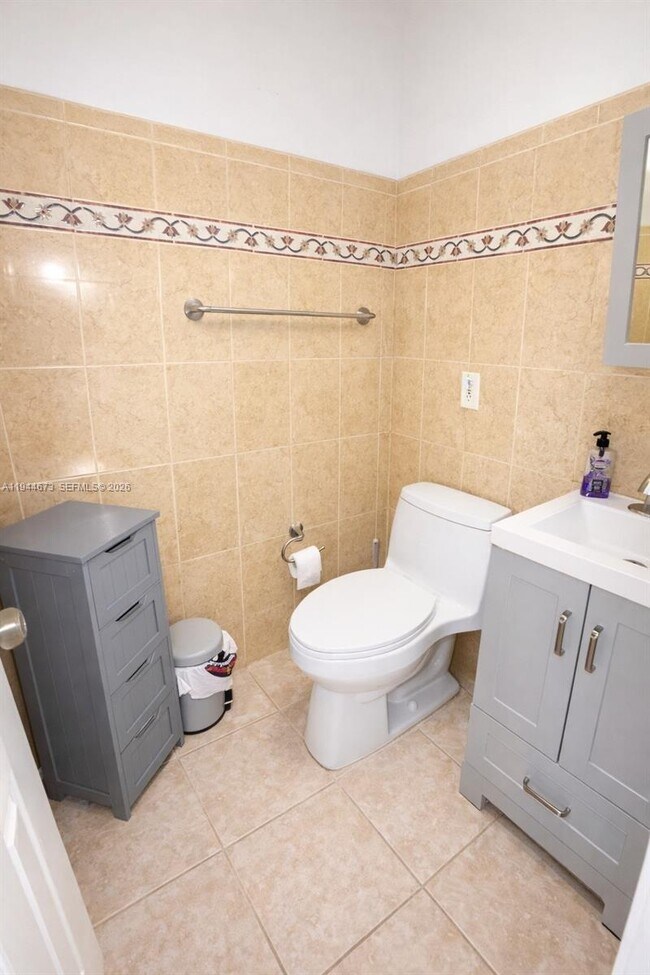 Building Photo - 11333 SW 7th Terrace