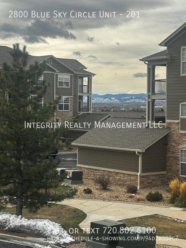 Building Photo - 2800 Blue Sky Cir