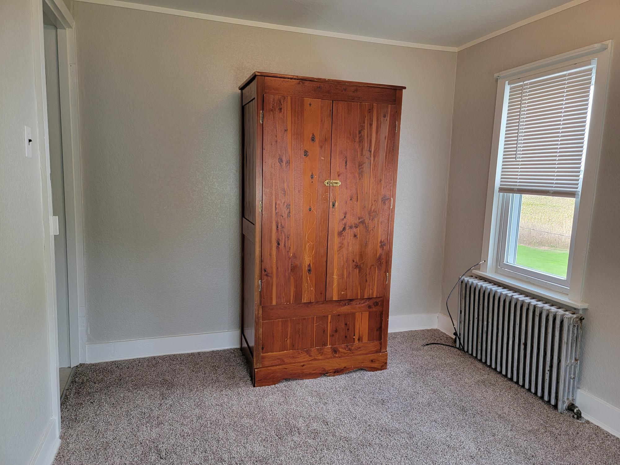 Building Photo - 124 Michters Rd