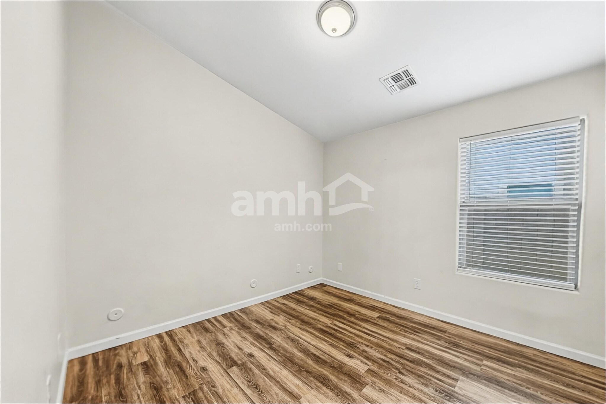 Building Photo - 35042 N Aubrac Cir