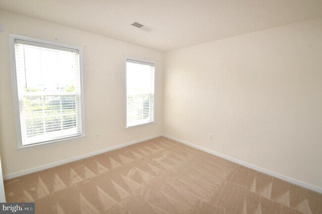 Building Photo - 24600 Siltstone Square