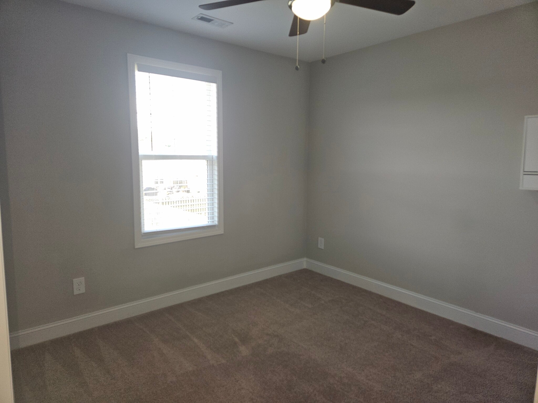 Building Photo - 2123 Blue Bonnet Cir
