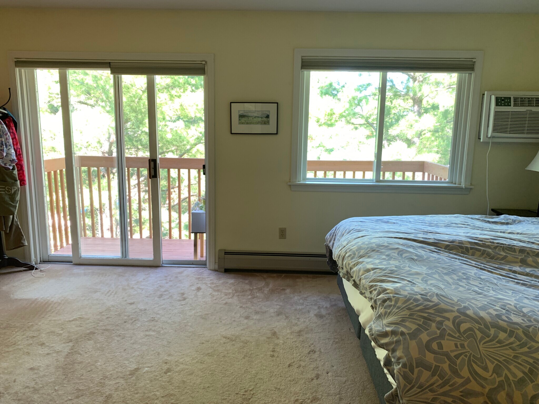 Primary Bedroom with en suite bath - M6 Stonehedge Dr