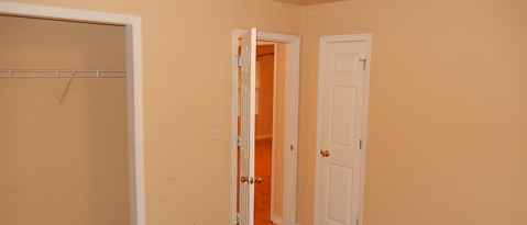 Building Photo - 2141 Holton St