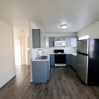 Building Photo - 2028 Venus Ave