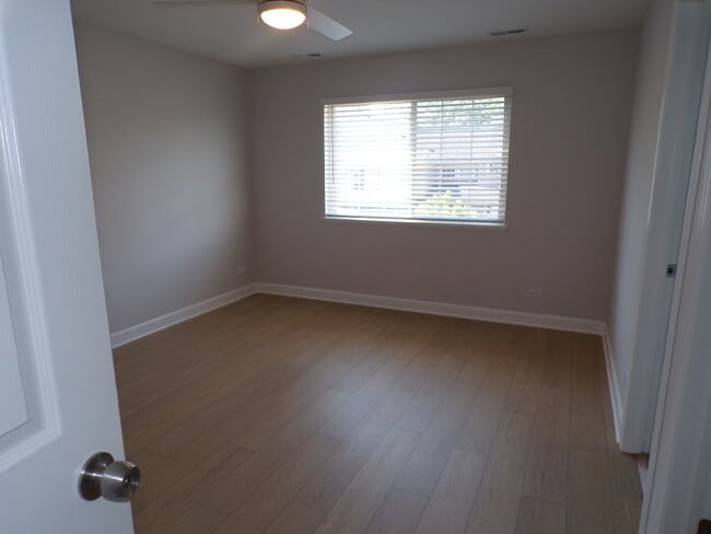 Building Photo - 3364 Blue Ridge Dr