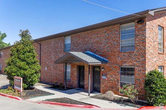 Building Photo - Highland Terrace Apartments
