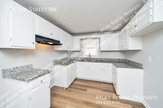 Building Photo - 108 2nd St NW