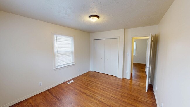 Building Photo - 3716 S 29th W Ave