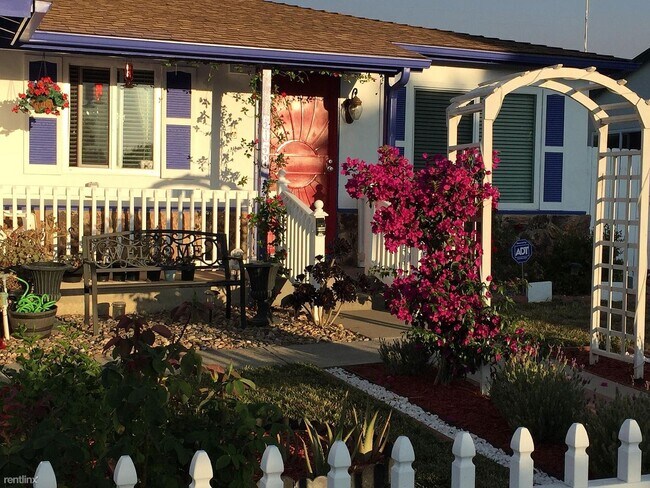 Building Photo - 5058 Garden Way