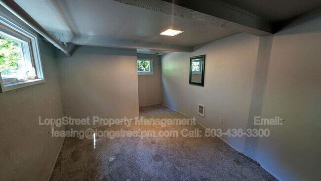 Building Photo - 622 NW 29th St