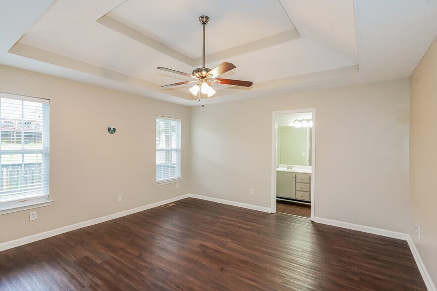 Building Photo - 604 Parrish Wood