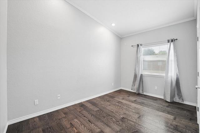 Building Photo - 411 Pebble Way