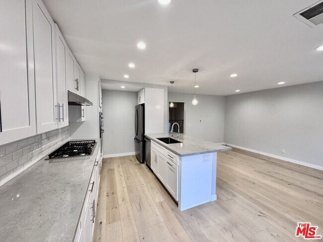 Building Photo - 4435 Alla Rd