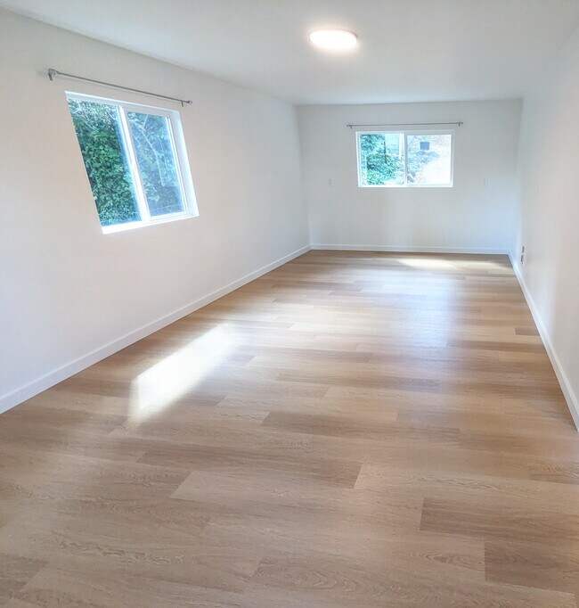 300 square foot bonus room - 4715 S Genesee St