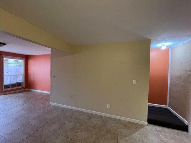 Building Photo - 3578 Kennesaw Station Dr