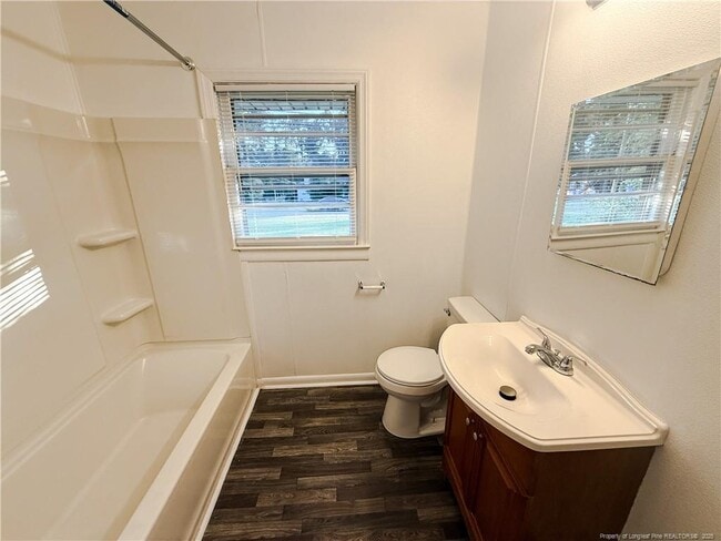Building Photo - 4216 Rosehill Rd