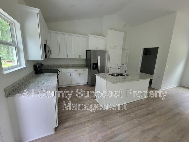 Building Photo - 1080 Partridge Ln
