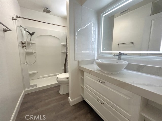 Building Photo - 3719 Oak Creek Dr