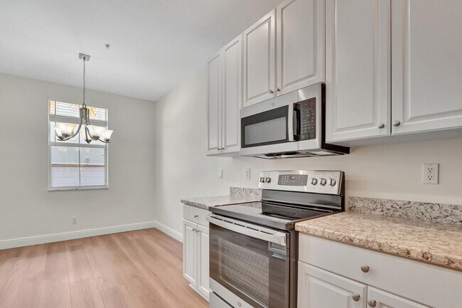 Building Photo - 4313 Parkside Dr