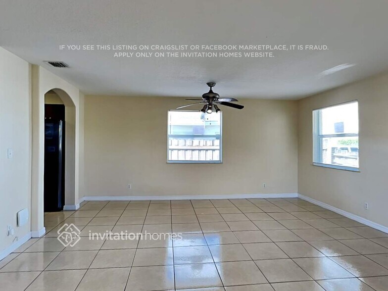 Building Photo - 823 NW 7th St