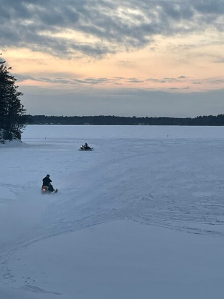 Building Photo - 48 Quail Ln