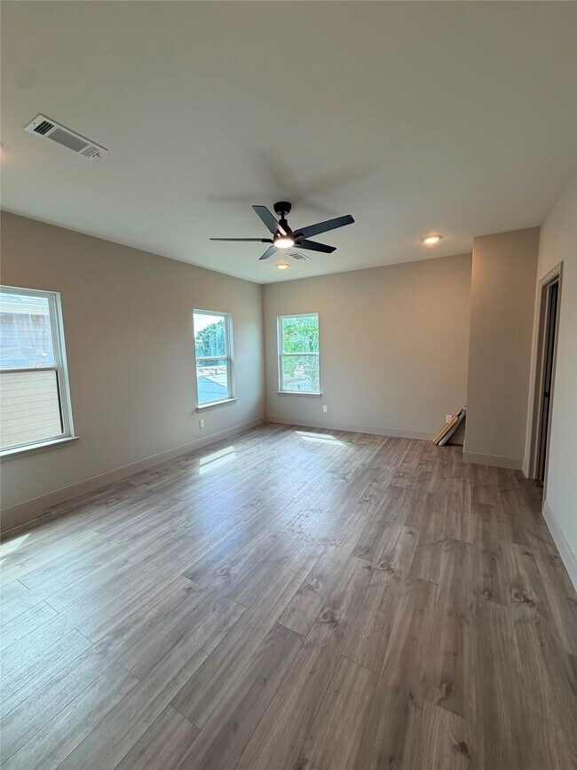Building Photo - 130 Flamingo Bight S