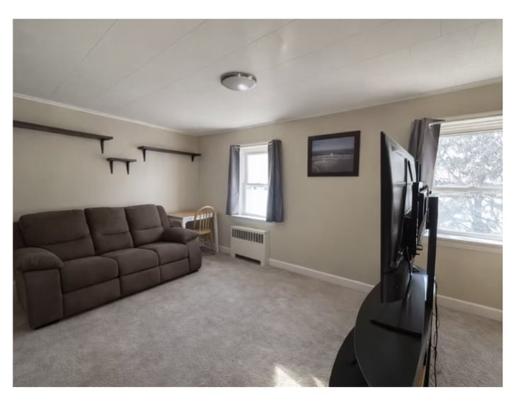 Building Photo - 924 Ash St