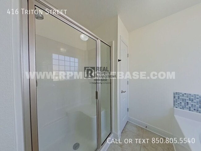 Building Photo - 416 Triton St