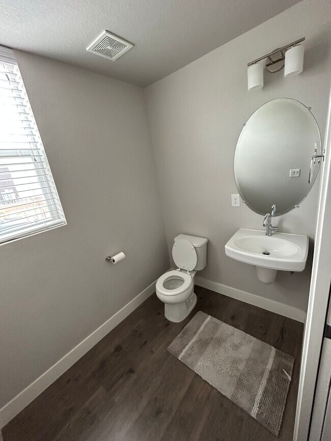 Building Photo - 16138 E Elk Dr