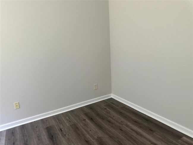 Building Photo - 6133 Mulberry Park Dr