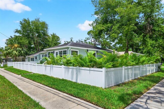 Building Photo - 1846 3rd St S