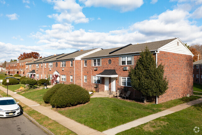 Primary Photo - Morrisville Meadows