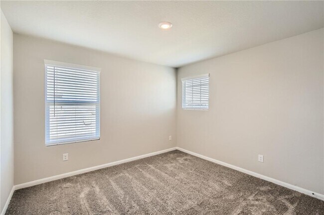 Building Photo - 2478 Moselle Ln