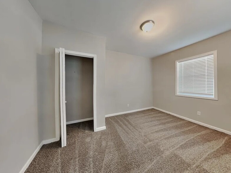 Building Photo - 4174 Renfrew Ct SW