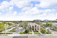Building Photo - 155 E Boca Raton Rd