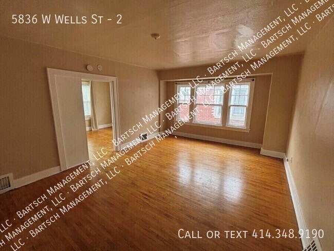 Building Photo - 5836 W Wells St