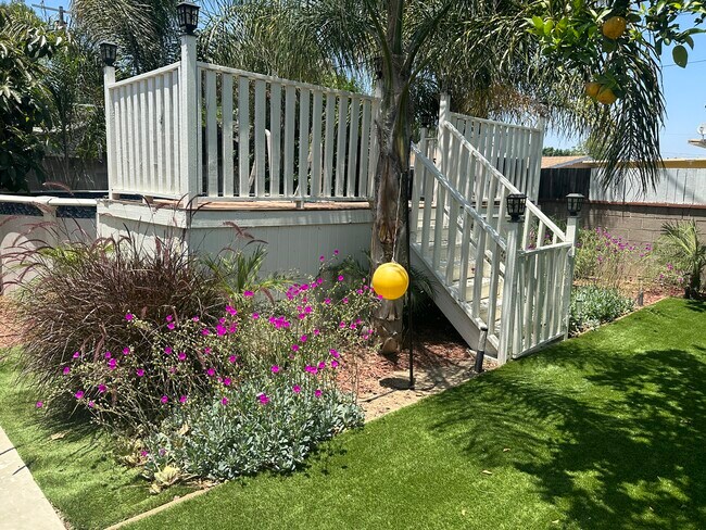 Building Photo - 19429 Lull St