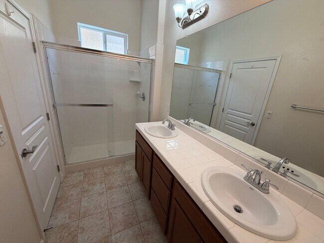Building Photo - 1353 Dolcetto Ln