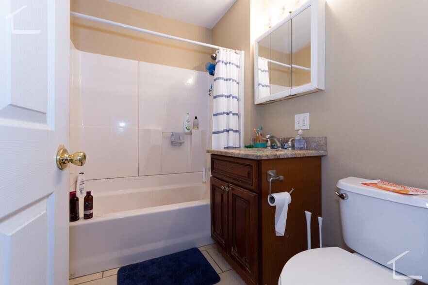 Primary Photo - 316 Saint Paul St