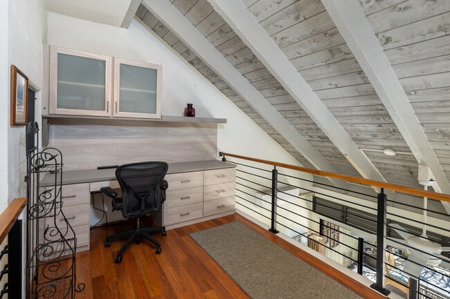 Building Photo - 6125A Summer St