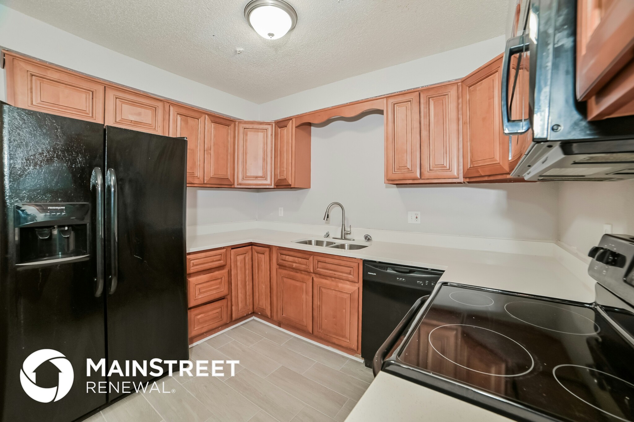 Building Photo - 2305 Ridgecrest Dr