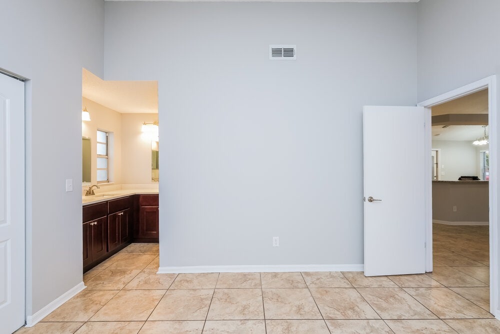 Building Photo - 12722 Trowbridge Ln