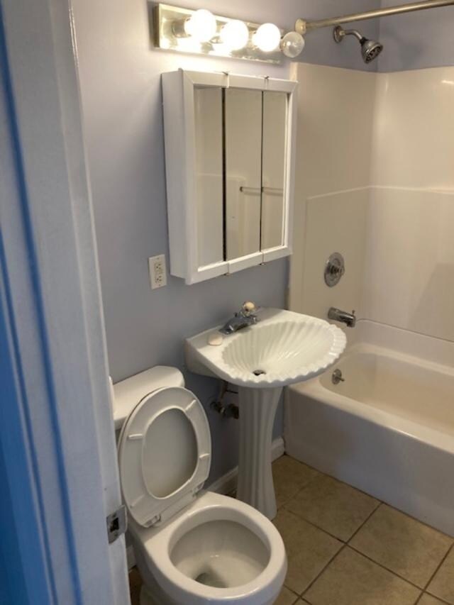 Building Photo - 321 Ridgedale Rd