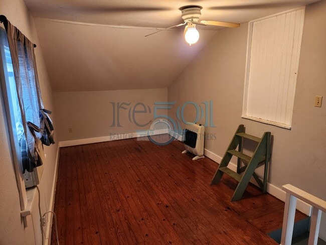 Building Photo - Great Hillcrest Find!  2Bedrooms & 1 Bathroom Pefect for UAMS Student(s)