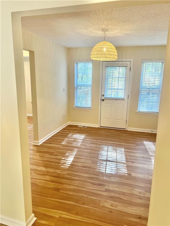 Building Photo - 4594 Meadows Rd SW